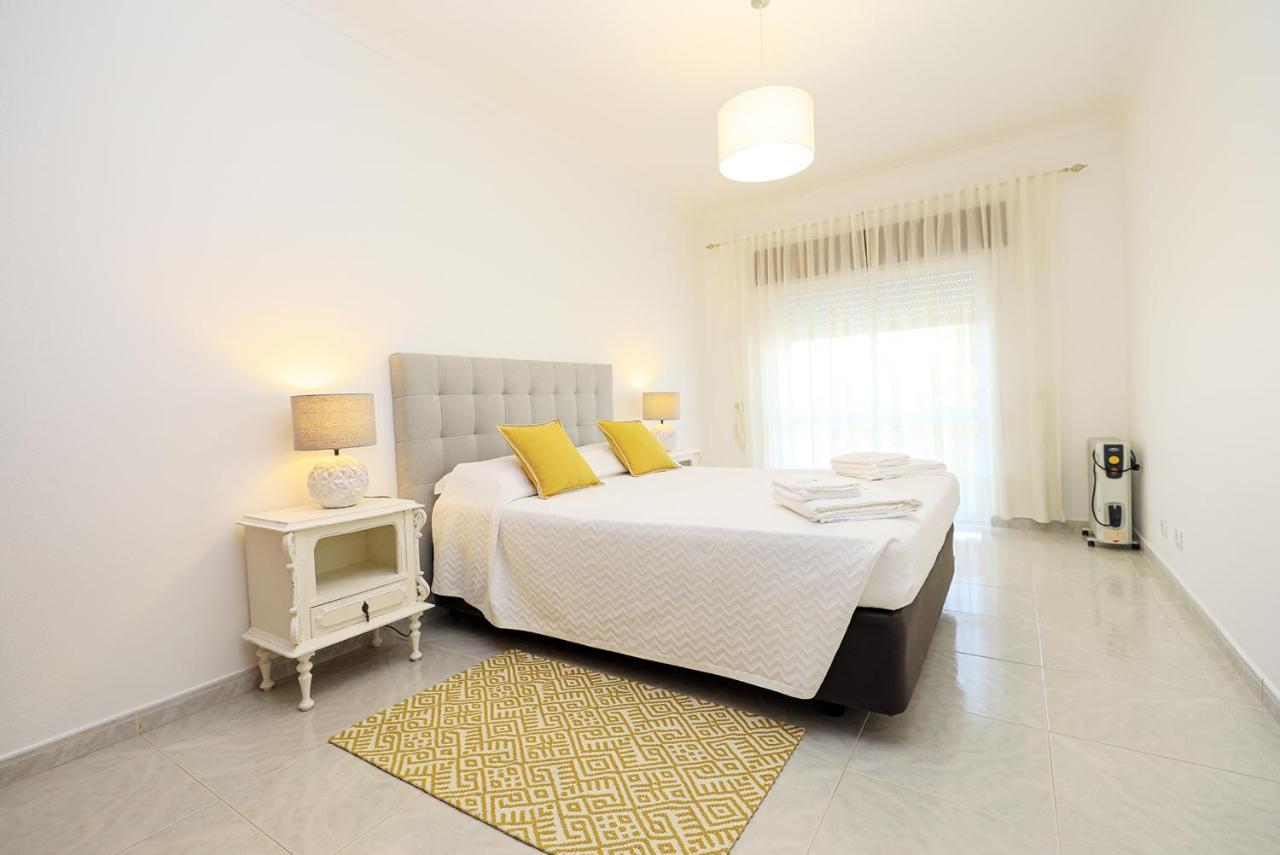 C23 - Parkway Entrance Apartment In Lagos Exterior photo
